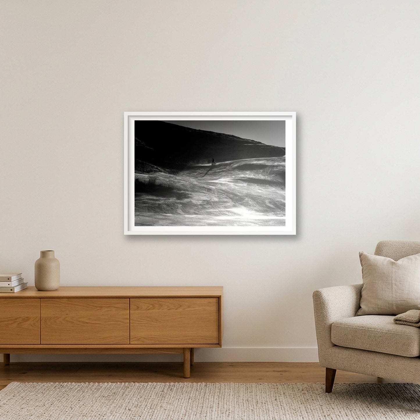 435 — 84×59cm, 33×23" White Frame