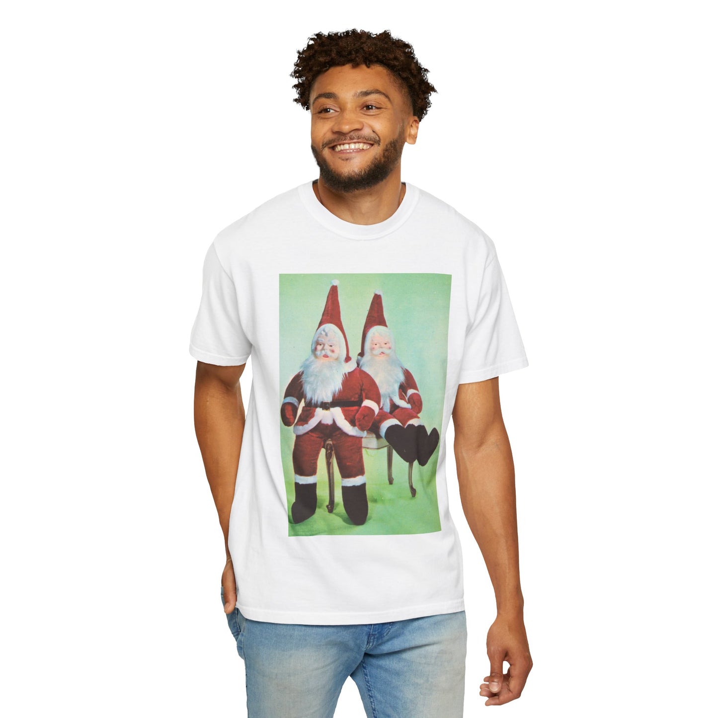 Vintage Santa T Shirt For Him Retro Christmas Graphic Tee For Boyfriend Christmas Mid Century Holiday Shirt Nostalgic Festive Apparel