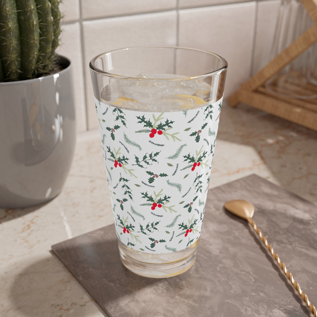 Holly Botanical Mixing Glass Gift For Couple Christmas Barware Present For Friends Evergreen Berry Pint Cup Festive Winter Host Accessory