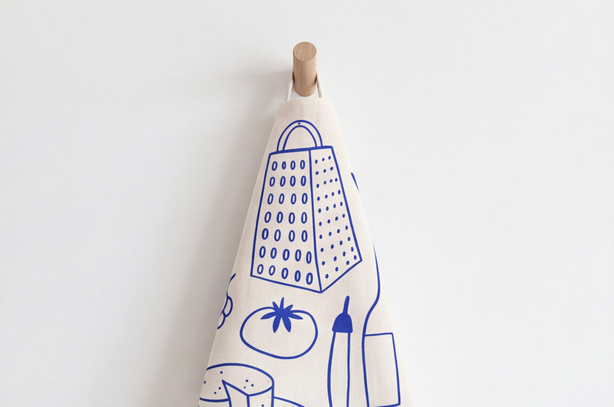 Italy Tea Towel For Italy Lovers, Blue Doodle Wine & Cheese Kitchen Tea Towel For Italian Kitchen, Cotton-Poly Blend Drying Towel