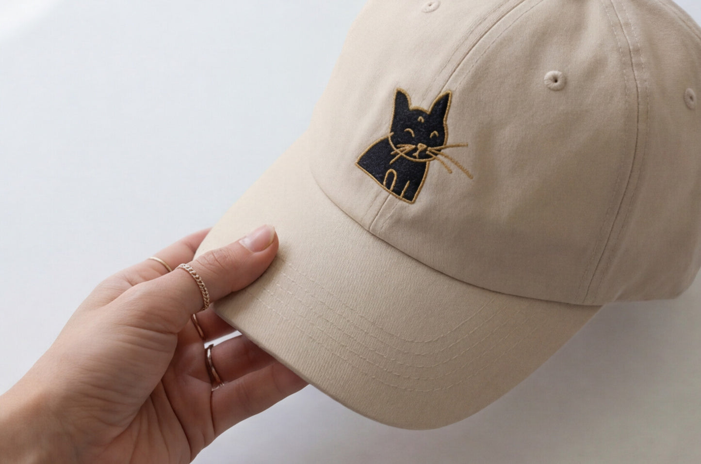 White Cat Embroidered Hat Gift For Cat Mom Gift For Cat Lover Minimal Aesthetic Cap Summer Outfit Hat Casual Daily Wear Fashion Accessory