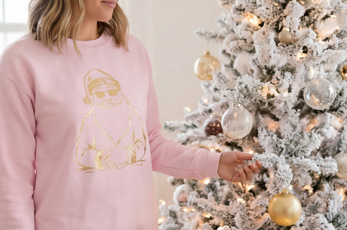 Gold Santa Sweater Retro Christmas Sweatshirt Santa Pullover Vintage Holiday Jumper Festive Winter Apparel Cozy Gift For Women Pink Crewneck
