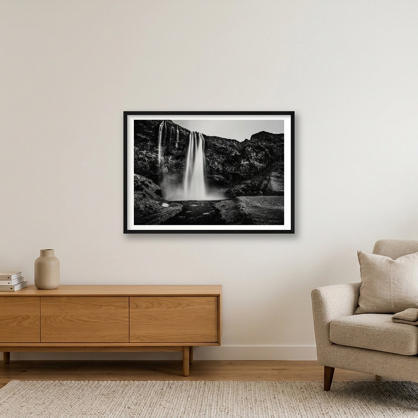 431 — 84×59cm, 33×23" Black Frame