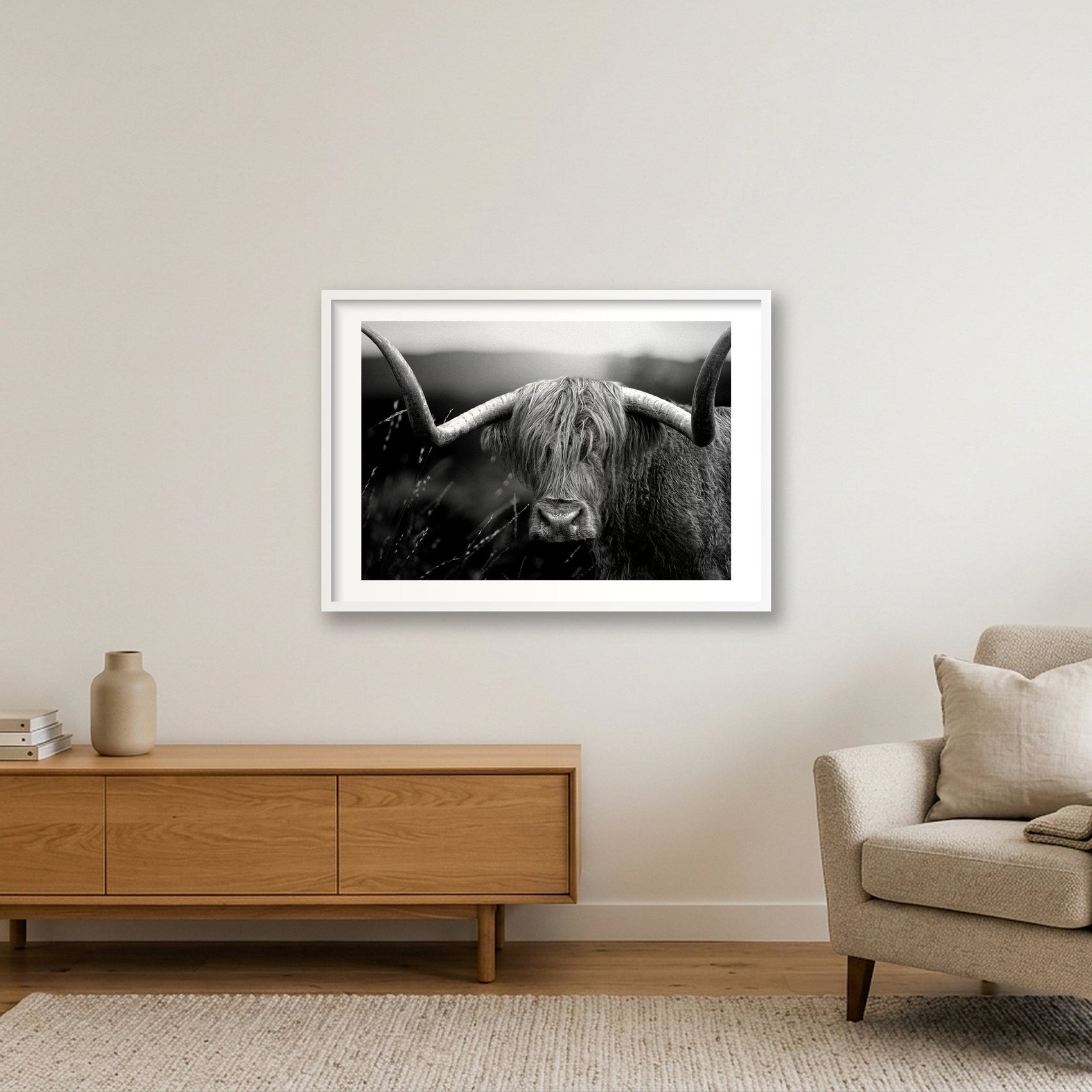 1586 — 84×59cm, 33×23" White Frame