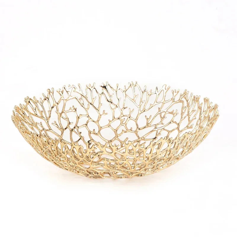 Modern Wedding Metal Light Luxury Golden Dry Fruit Plate Decoration Tray Metal Hollow for Home Decoration Gitfs