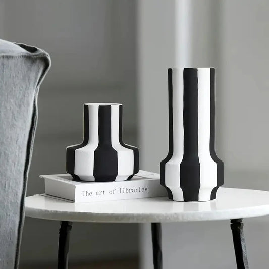 Creative Stripe Vase Black and White Stripe Vase Unique Black White Modern Vase Home Decoration ﻿