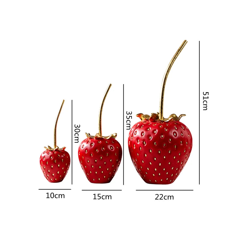 Simulation Strawberry Fruit Display  Resin Crafts Gold Strawberry Figurine Decorative Figurines Home Decoration Accessories