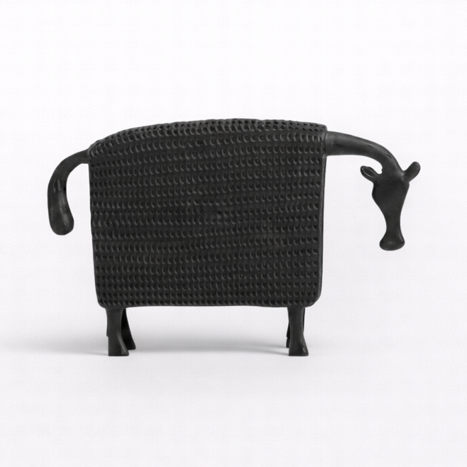 black armour horse resin sculpture main product view