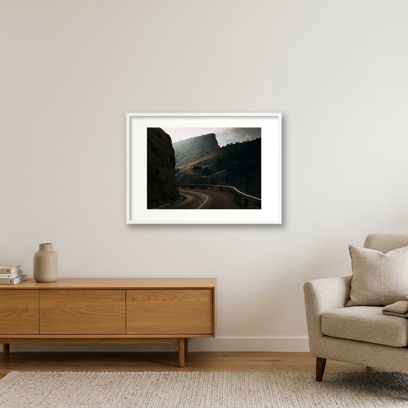 1394 — 84×59cm, 33×23" White Frame