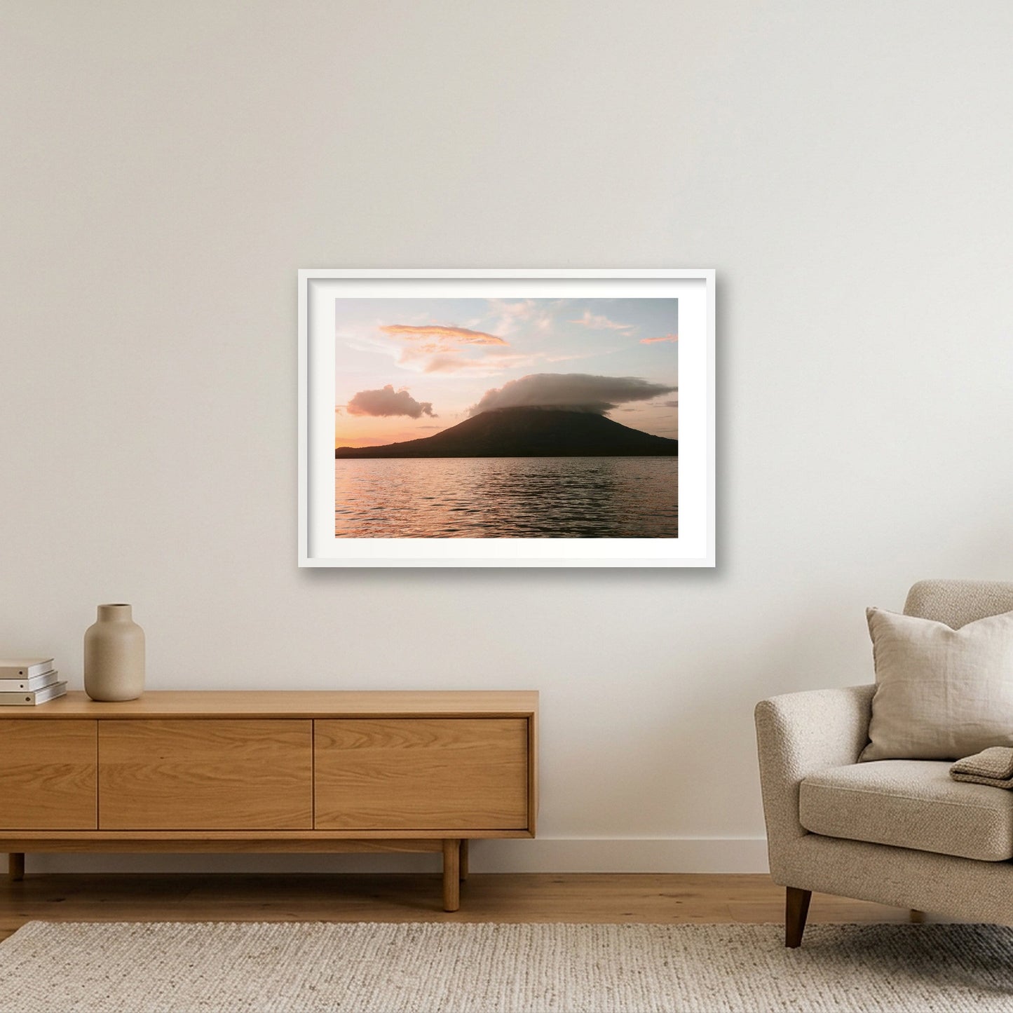 1283 — 84×59cm, 33×23" White Frame