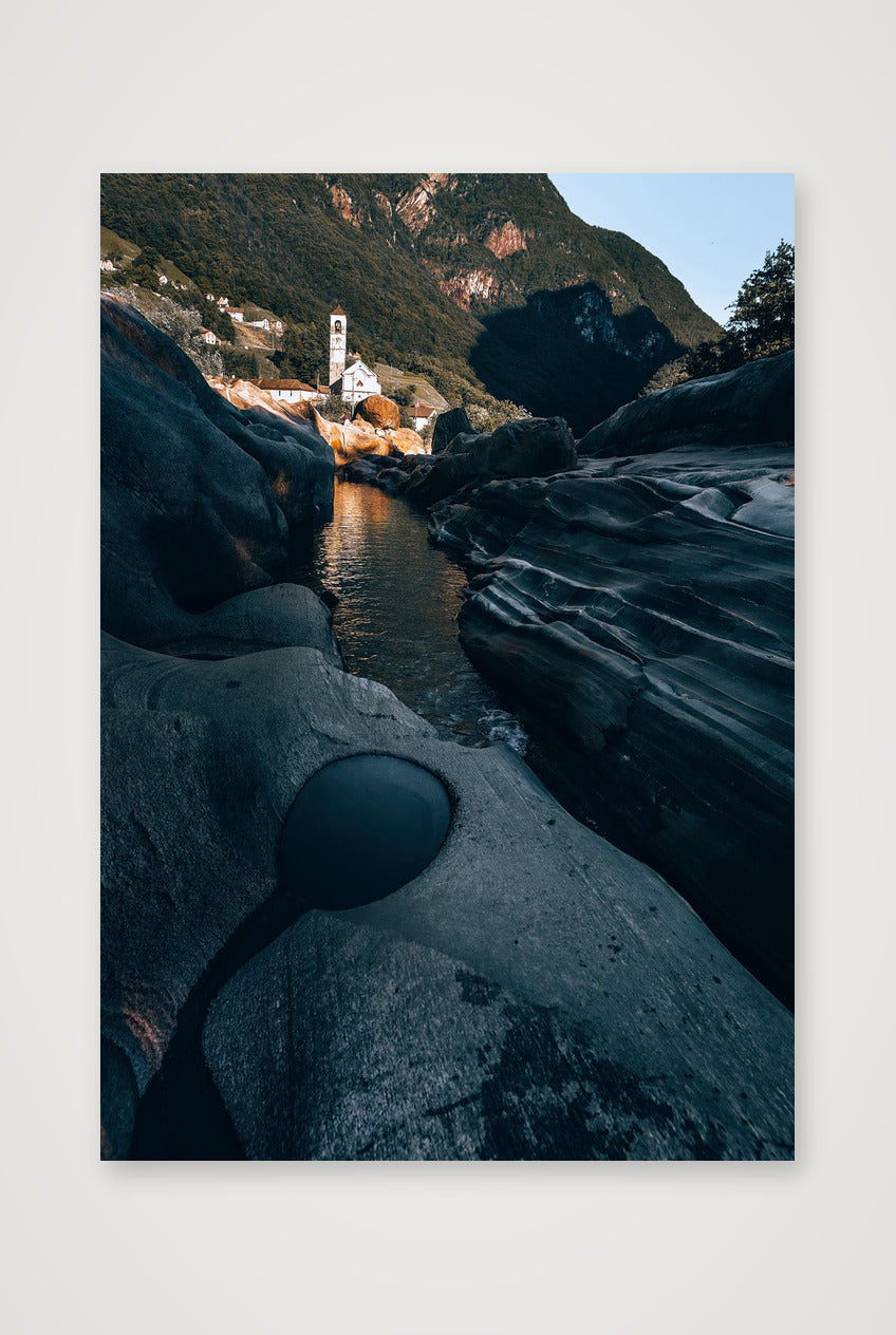 483 — 59×84cm, 23×33" Print only